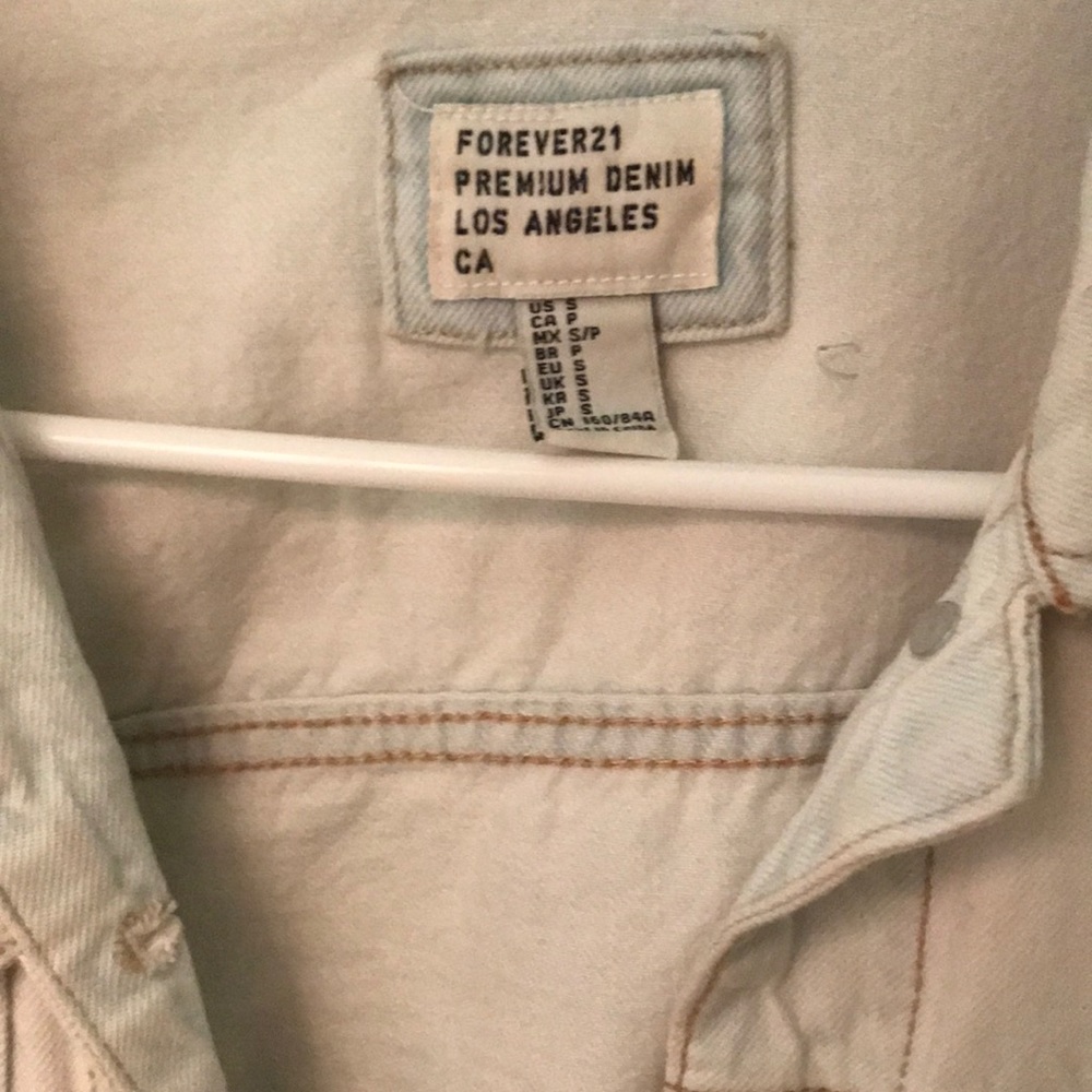 Jean jacket - Picture 3 of 6